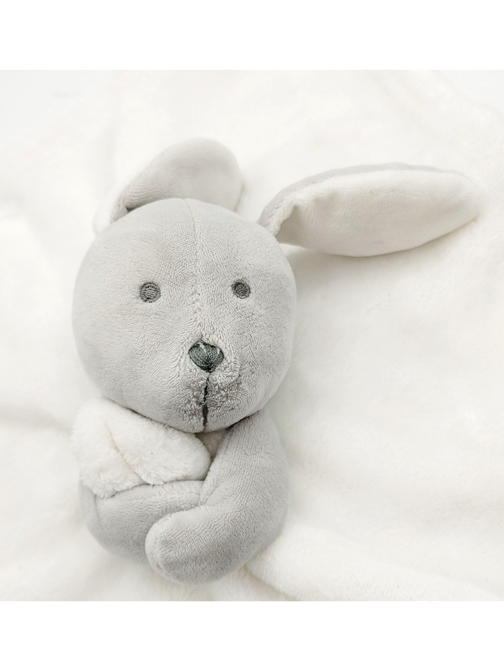 Blankets & Beyond Gray Bunny Rabbit Plush White Security Blanket Lovey - Picture 2 of 5
